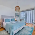 شقة Bayline - Beachfront Bliss & By Bedzy *