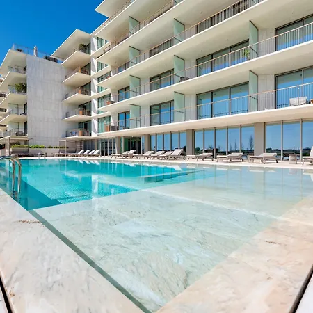 شقة Bayline - Beachfront Bliss & By Bedzy