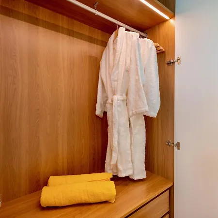 Bayline - Beachfront Bliss&spa By Bedzy