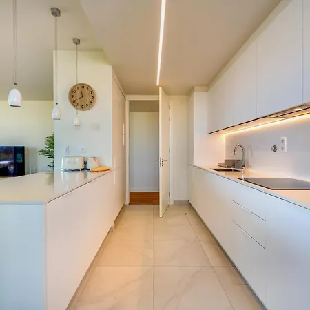 Apartament Bayline - Beachfront Bliss&spa By Bedzy Armação de Pêra