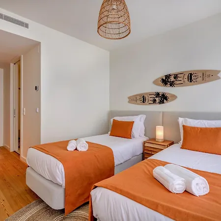 Apartment Bayline - Beachfront Bliss & By Bedzy Armacao de Pera