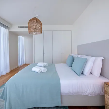 Lejlighed Bayline - Beachfront Bliss & By Bedzy *